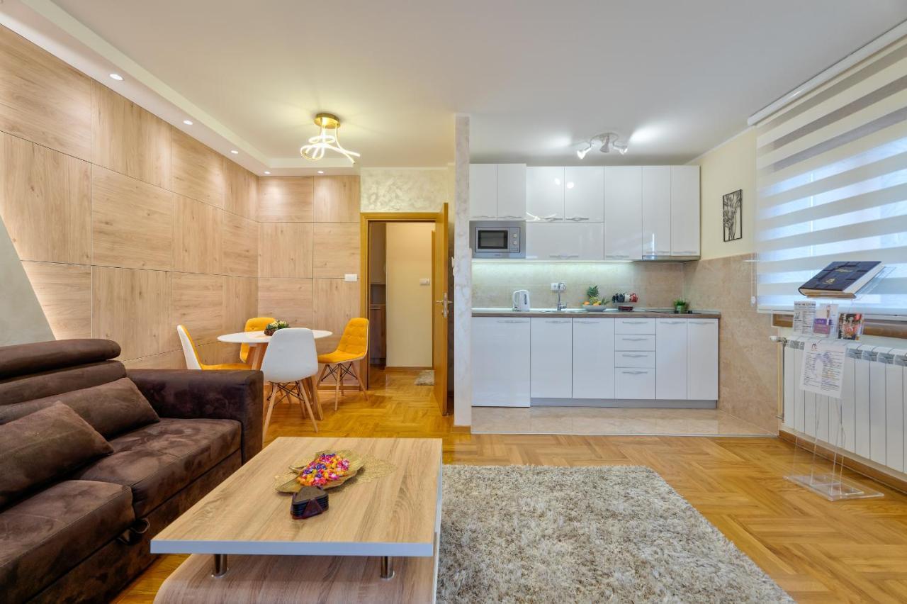 Apartment Papillon 3 Zlatibor Buitenkant foto